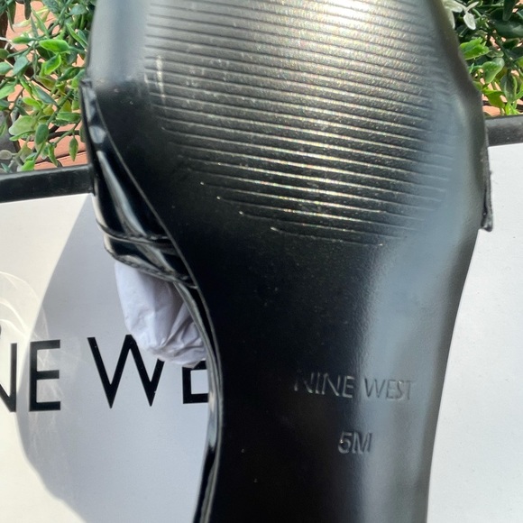 🥿 NWOT Nine West Young ladies fashion flats - Picture 4 of 7